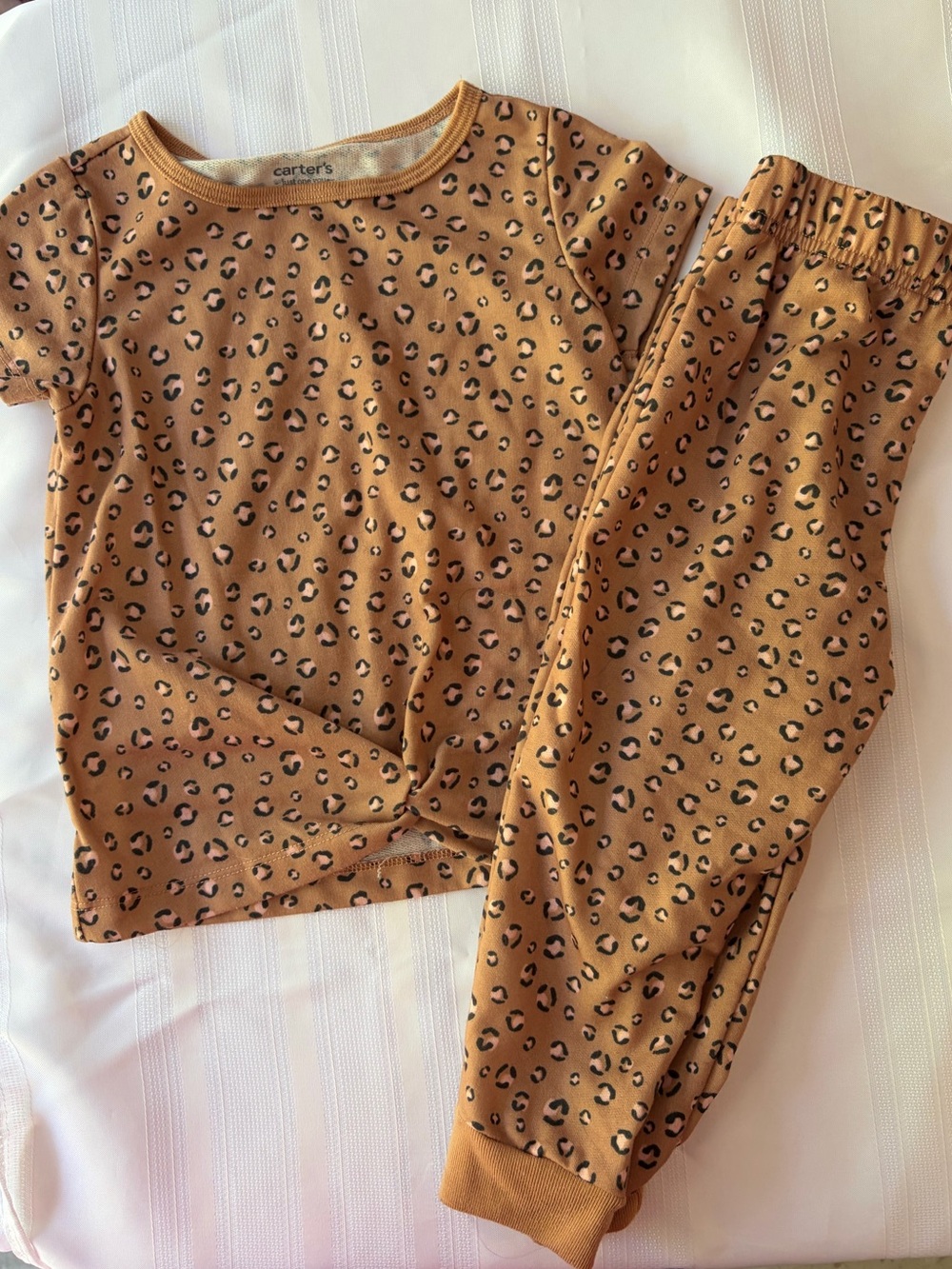 Carter’s Girls Cheetah Print Matching Set 3T